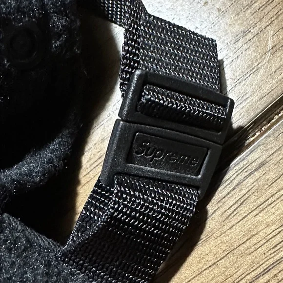 Supreme Classic Black Wool Cap - Picture 3 of 4